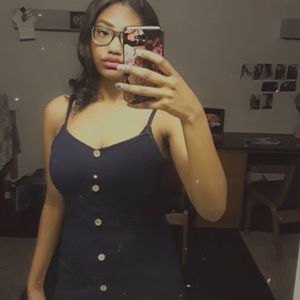 Meet your Posher, Kayla